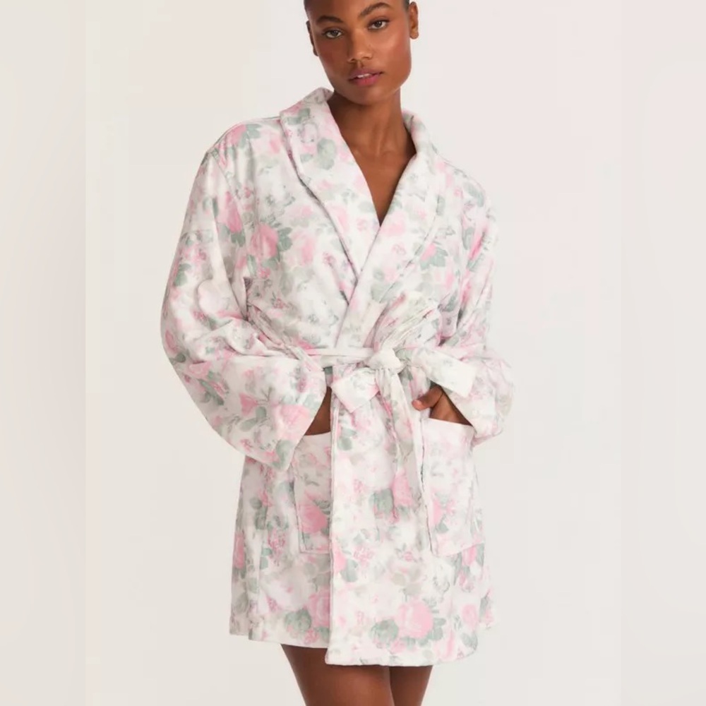 Love shack fancy bathrobe Indie robe in white rose